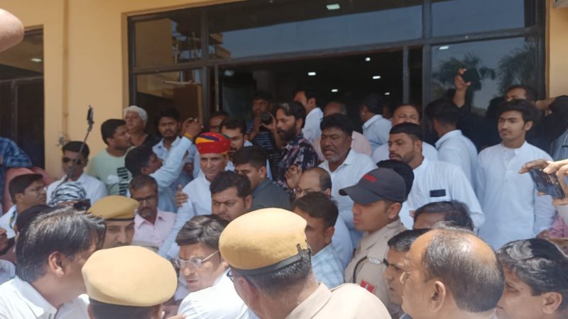 कांग्रेस कार्यकर्ताओं में मारपीट  किशनगढ़ के भीम सिंह चौधरी के साथ हुई मारपीट