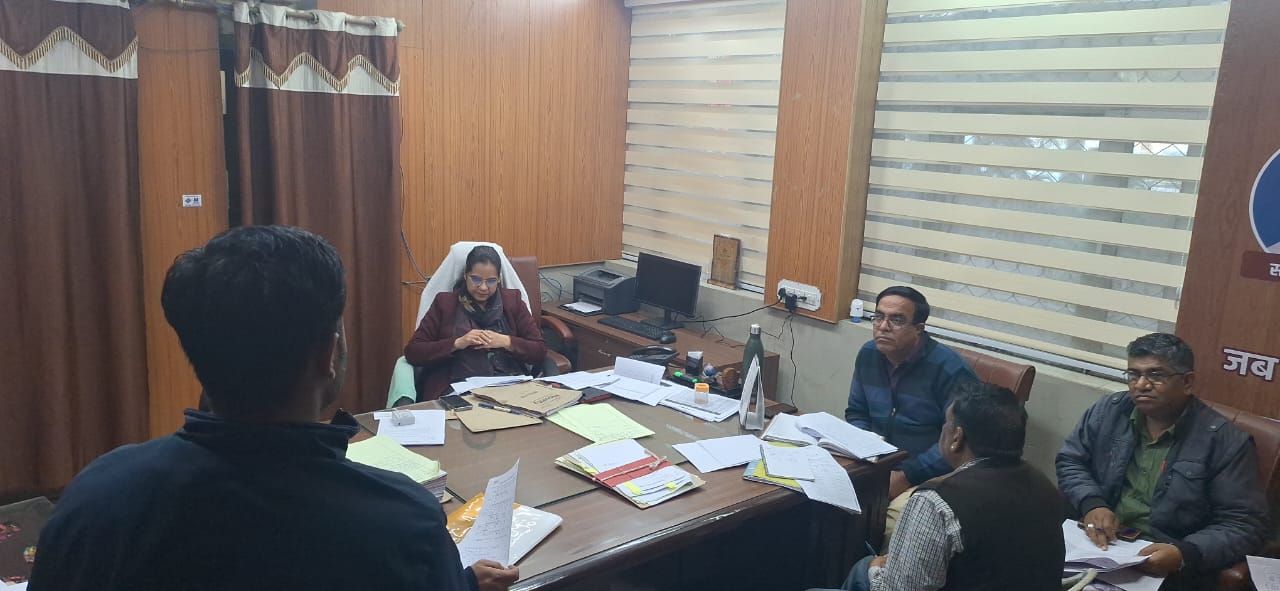 अजमेर जिला परिषद में स्वच्छ भारत मिशन की समीक्षा बैठक