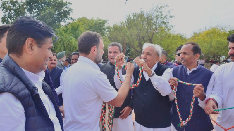 अजमेर संसदीय क्षेत्र   डेयरी अध्यक्ष चौधरी ने राहुल गांधी से भेटकर पेश की दावेदारी 