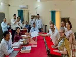 Lok Sabha Elections 2024: रायबरेली से राहुल गांधी ने भरा नामांकन, सोनिया गांधी सहित कई दिग्गज नेता रहे मौजूद
