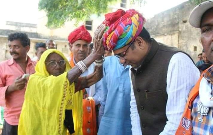 जल संसाधन मंत्री सुरेश रावत ने पुष्कर विधानसभा क्षेत्र के 18 विद्यालयों के विकास हेतु ₹480.03 लाख की स्वीकृति जारी की