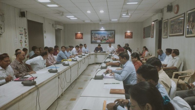 अजमेर प्रभारी सचिव नवीन जैन ने ली समीक्षा बैठक