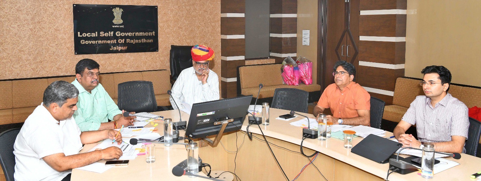 राज्य में नगरीय निकायों के पुर्नगठन एवं पुर्नसीमांकन के प्रस्तावों को लेकर मंत्रीमण्डलीय उप समिति की समीक्षा बैठक आयोजित
