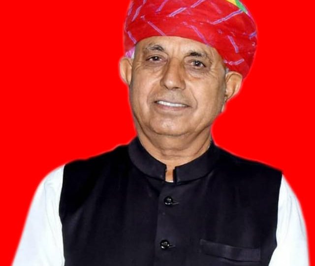 संसदीय क्षेत्र को मेडिकल शिक्षा की बड़ी सौगात दिलाने के लिए भागीरथ चौधरी ने केंद्रीय शिक्षा मंत्री को लिखा पत्र