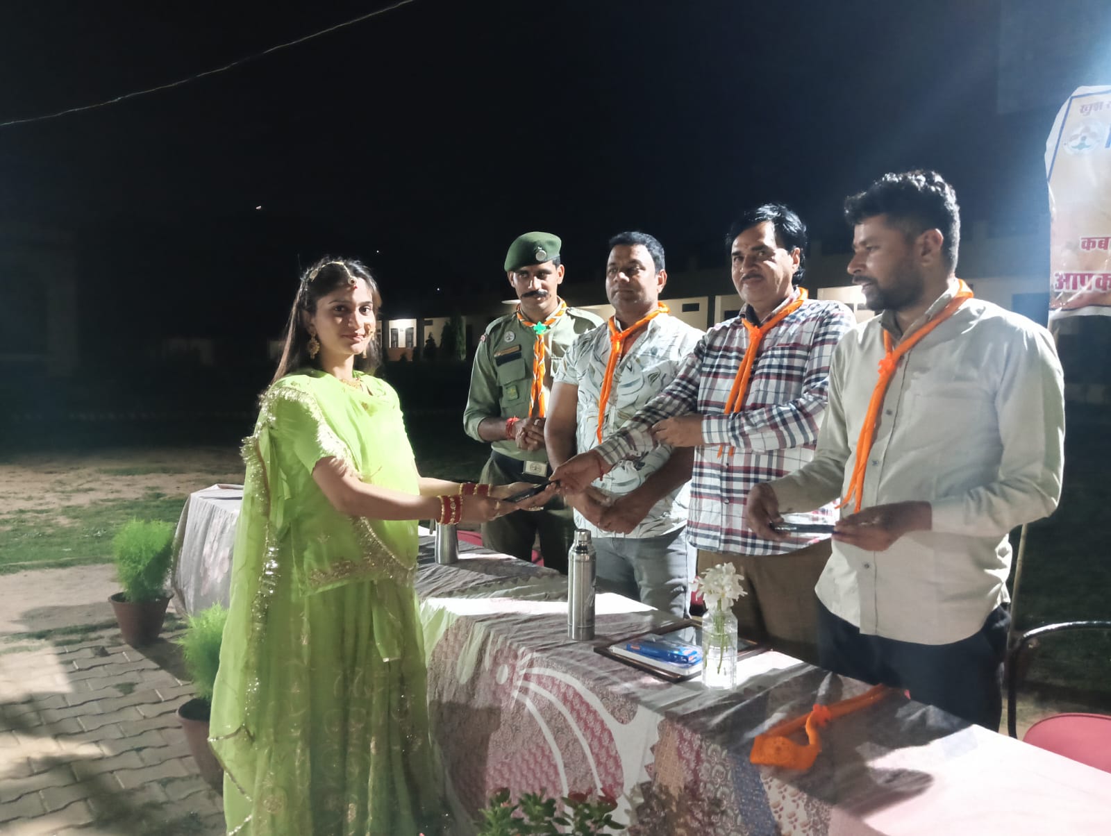 राजस्थान विद्यापीठ कुल हरी भाऊ उपाध्याय महिला शिक्षक महाविद्यालय हटुण्डी, अजमेर की 72 छात्राओं ने टॉक ग्लोबल एकेडमी सीनियर सेकेंडरी स्कूल, घुघरा घाटी में आयोजित हिंदुस्तान स्काउट गाइड प्रशिक्षण कार्यक्रम में सहभागिता की। यह प्रशिक्षण देश सेवा,