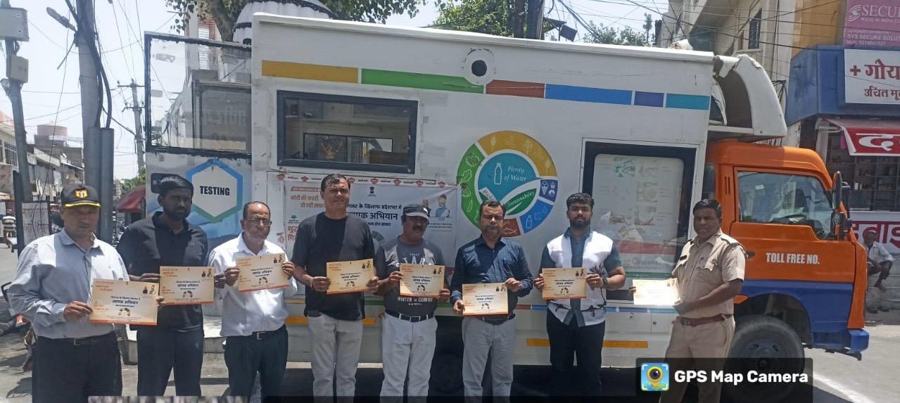 विश्व खाद्य सुरक्षा दिवस के अवसर पर निरामय राजस्थान एवं फिट राजस्थान कार्यक्रम के तहत 7 जून को आम जन में खाद्य सुरक्षा और उचित पोषण के प्रति जागरूकता बढ़ाने हेतु अजमेर मुख्यालय पर केसरगंज सर्किल पर