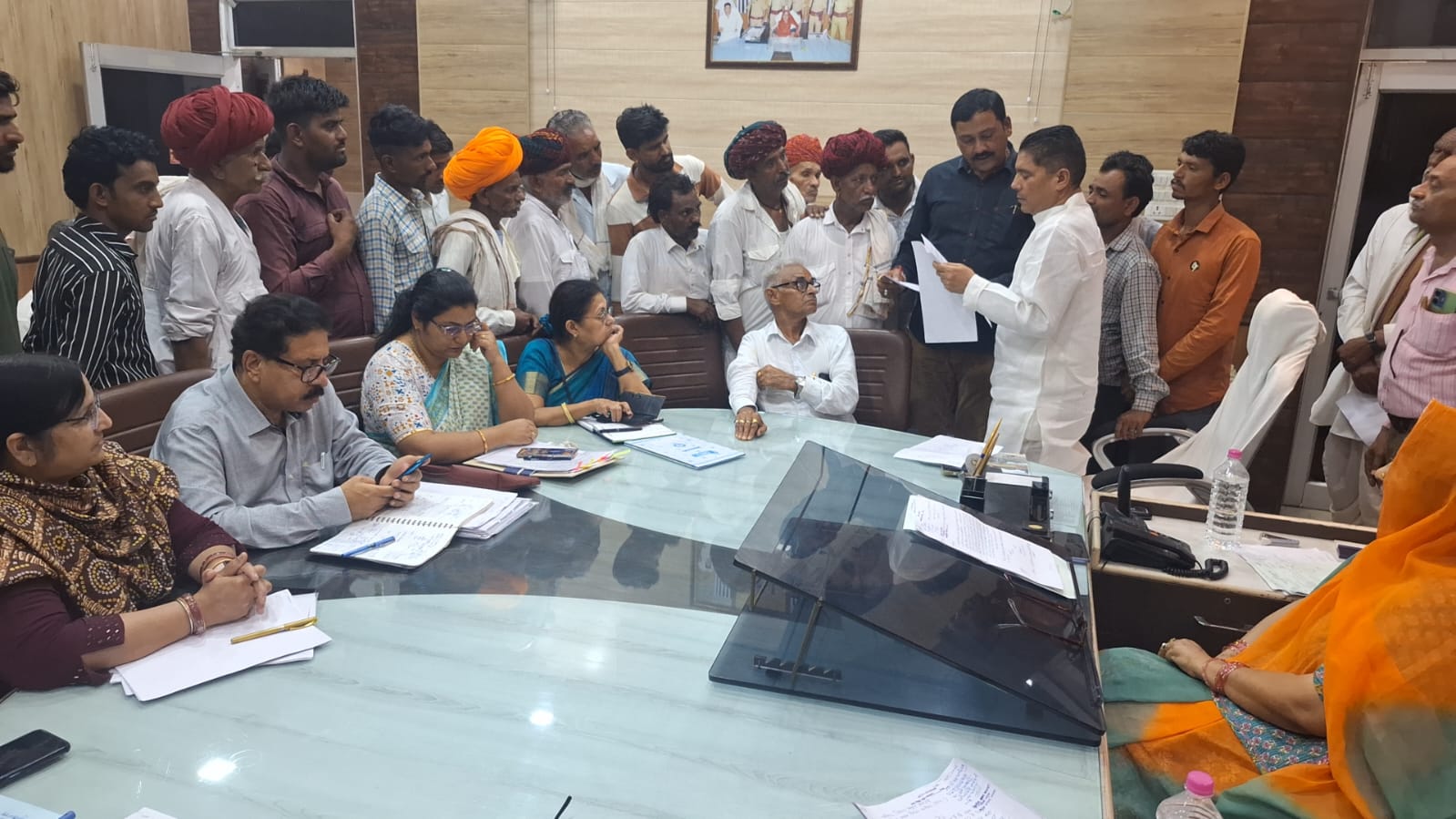 जिला प्रमुख सुशील कंवर पलाडा ने प्राप्त परिवेदनाओं पर तत्काल कार्रवाई के दिये निर्देश