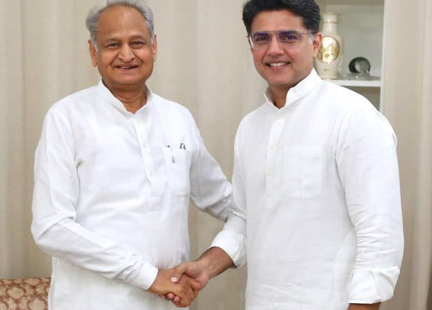 राजस्थान की सियासत में नई हलचल: पहली बार अशोक गहलोत से मिलने पहुंचे सचिन पायलट