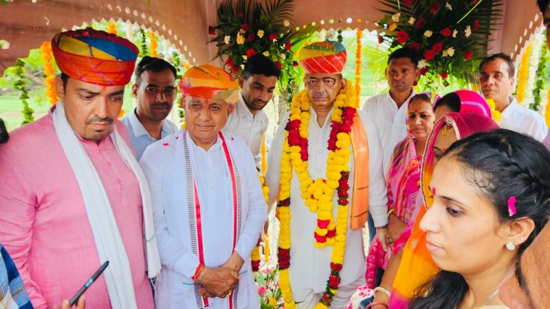 स्वर्गीय प्रो. सांवरलाल जाट की प्रतिमा का भव्य अनावरण, वसुंधरा राजे ने की शिरकत