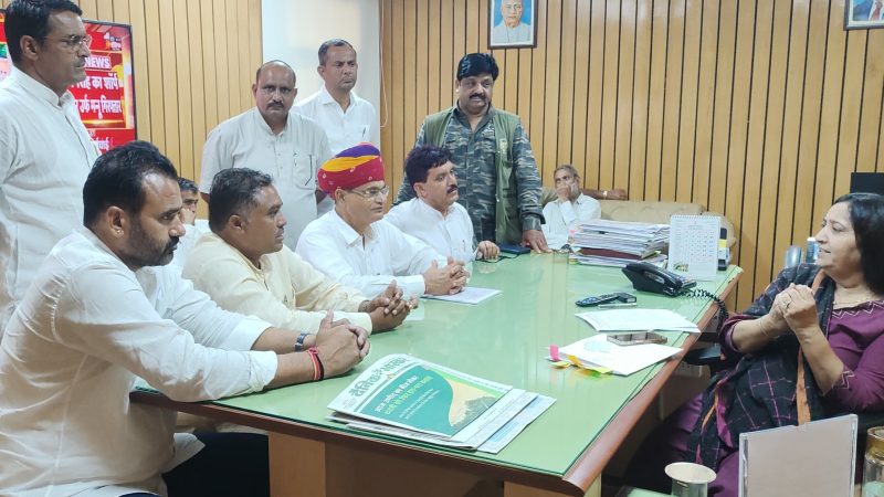 नरेगा सामग्री का 12 सो करोड रुपए सोमवार से होगा रिलीजशासन सचिवालय में अधिकारियों से मिला सरपंच संघ का प्रतिनिधिमंडल,