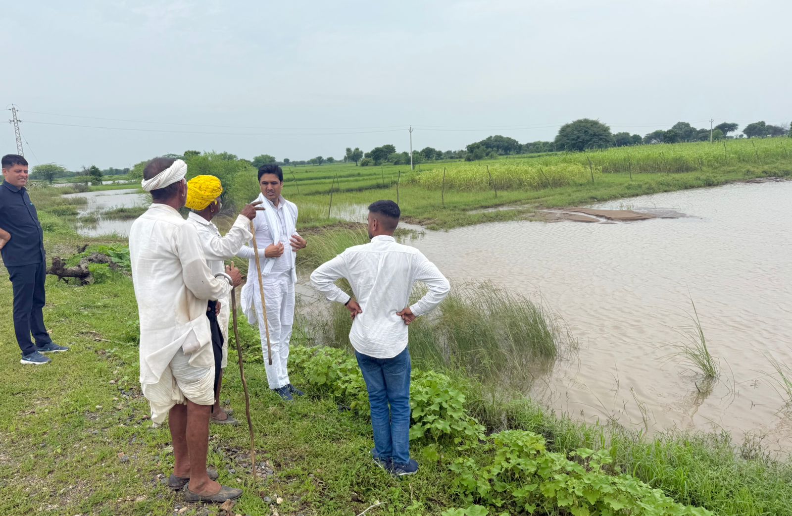किशनगढ़ विधायक विकास चौधरी ने किया अतिवृष्टि प्रभावित क्षेत्र का दौरा