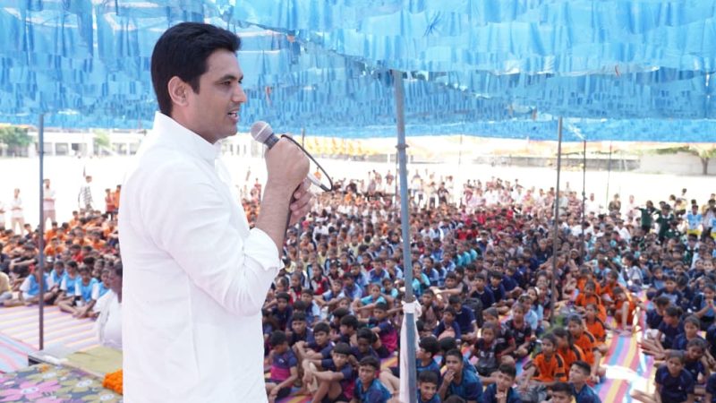 बोराडा क्षेत्र के दौरे पर रहे विधायक विकास चौधरी: डबरेला में जिला स्तरीय खो-खो प्रतियोगिता का उद्घाटन किया, अतिवृष्टि से हुए नुकसान का जायजा लिया….