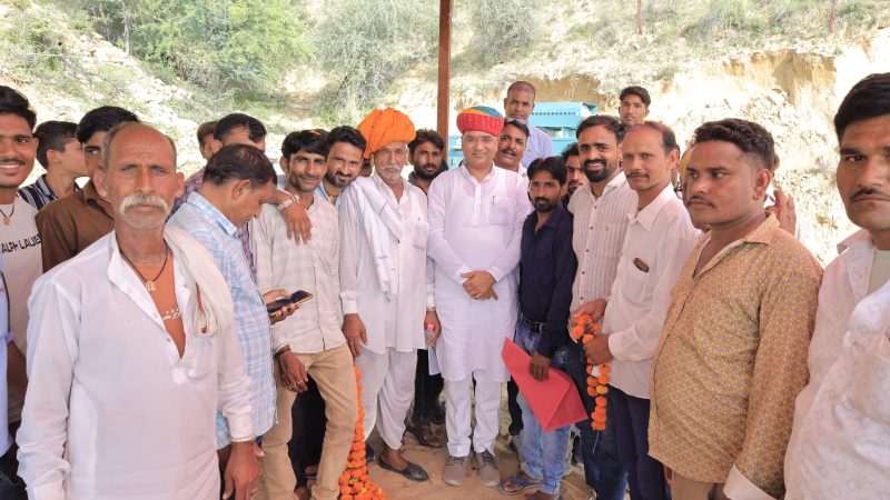 देवनगर झीपरी में भव्य देव नारायण मंदिर का शिलान्यास — मंत्री सुरेश सिंह रावत बोले, “आस्था और संस्कृति का संगम बनेगा यह मंदिर”