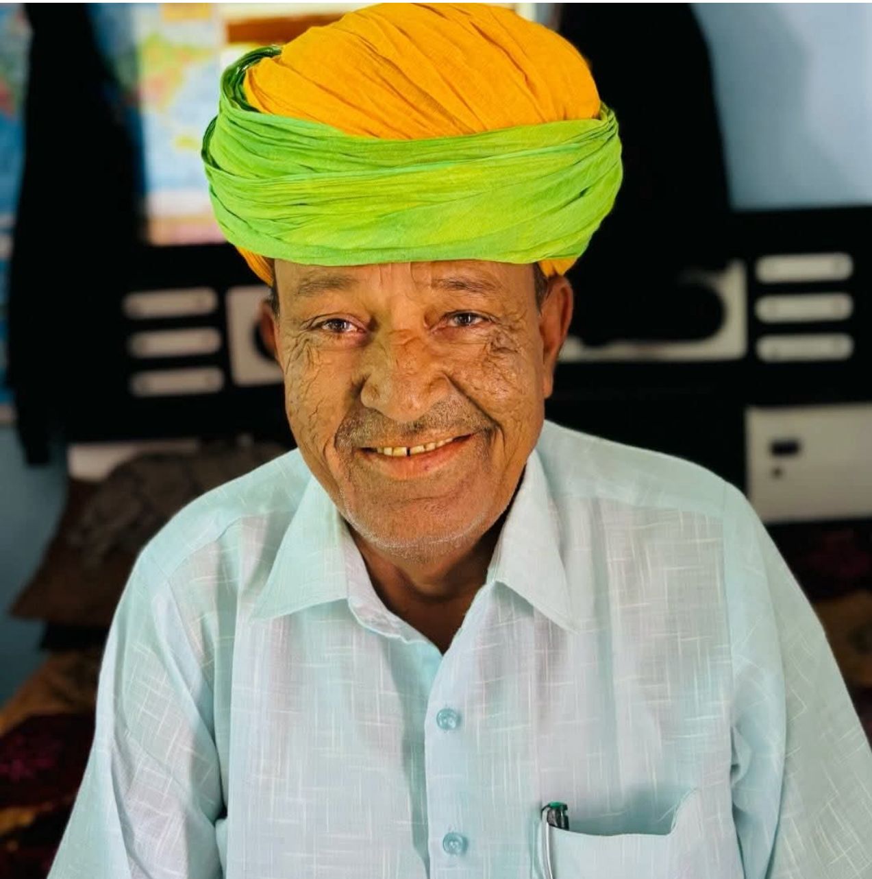 अराई पंचायत समिति की ग्राम पंचायत बरोल के सरपंच व भाजपा नेता राम स्वरूप सुंडा का अकास्मिक निधन हो गया है पुर्व केन्द्रीय मंत्री प्रो सावरलाल जाट व केन्द्रीय मंत्री भागीरथ चौधरी के साथ साथ अनेक वरिष्ठ नेताओ के आप करिबी रहे साथ ही