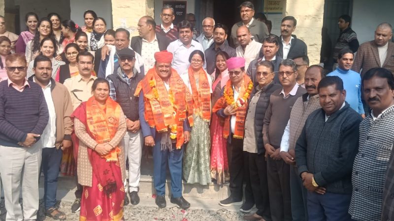 जिला शिक्षा अधिकारी ब्यावर अजय कुमार गुप्ता के मुख्य जिला शिक्षा अधिकारी पद पर पदोन्नति होने पर आज उनके ब्यावर से कार्यमुक्त होने के अवसर पर शिक्षक संघ राष्ट्रीय, जिला ब्यावर की ओर से सम्मान समारोह आयोजित