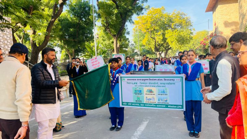 देवनारायण बोर्ड अध्यक्ष श्री ओमप्रकाश भड़ाना ने हरि झंडी दिखा किया रैली को रवाना