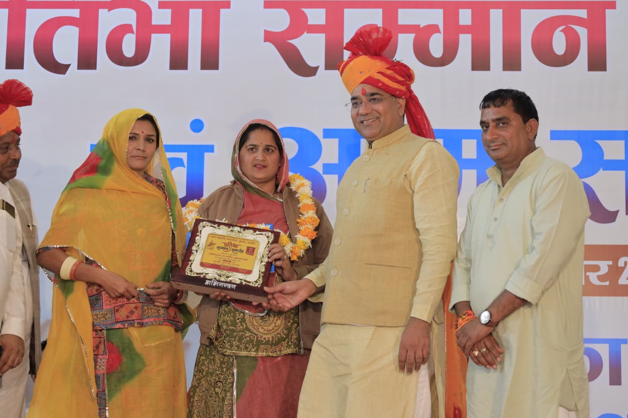 रावत समाज की एकता, प्रतिभा और संस्कारों का सशक्त मंच बना पुष्कर