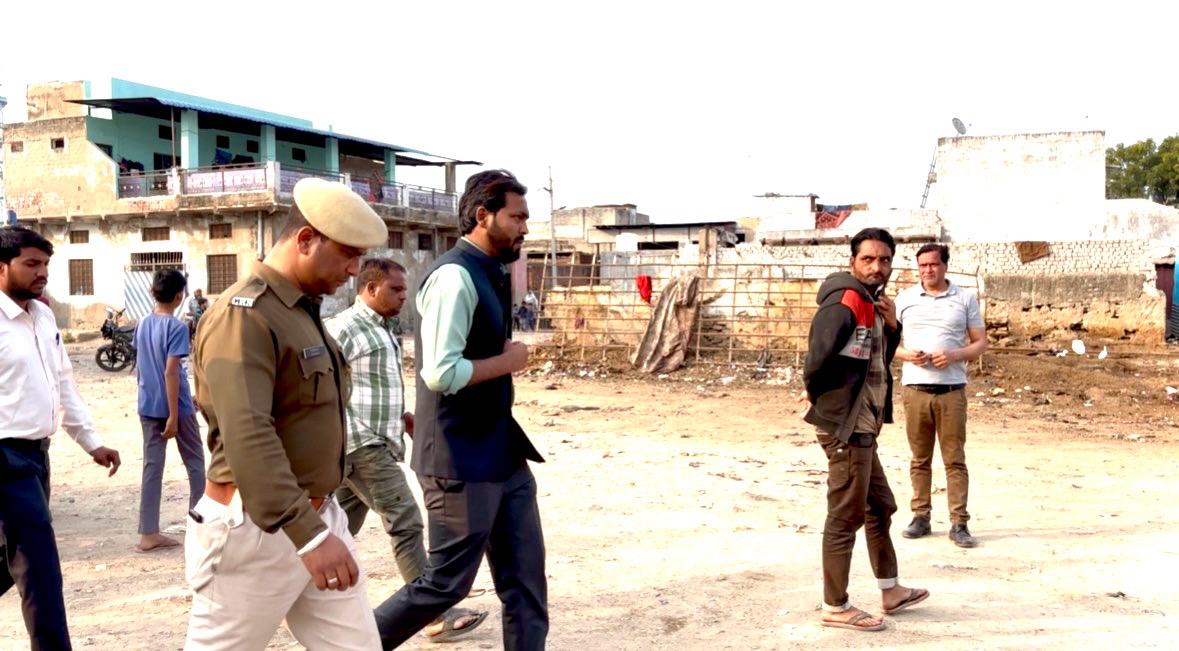 मुख्य अधिशासी अधिकारी द्वारा वार्ड संख्या 4 बड़ी मंडी एवं मुकेरी मोहल्ला क्षेत्र का औचक निरीक्षण; अवैध पशु वध पर दी सख्त चेतावनी ​नसीराबाद।