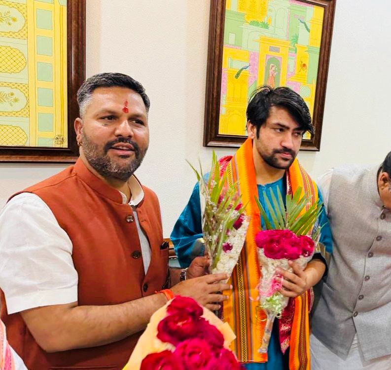 देवनारायण बोर्ड अध्यक्ष ओमप्रकाश भड़ाना ने बागेश्वर धाम सरकार धीरेंद्र कृष्ण शास्त्री का किया स्वागत