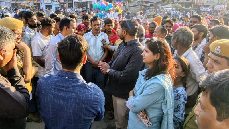 व्यवसाईयों ने लगाया नगर पालिका पर तानाशाही का आरोप