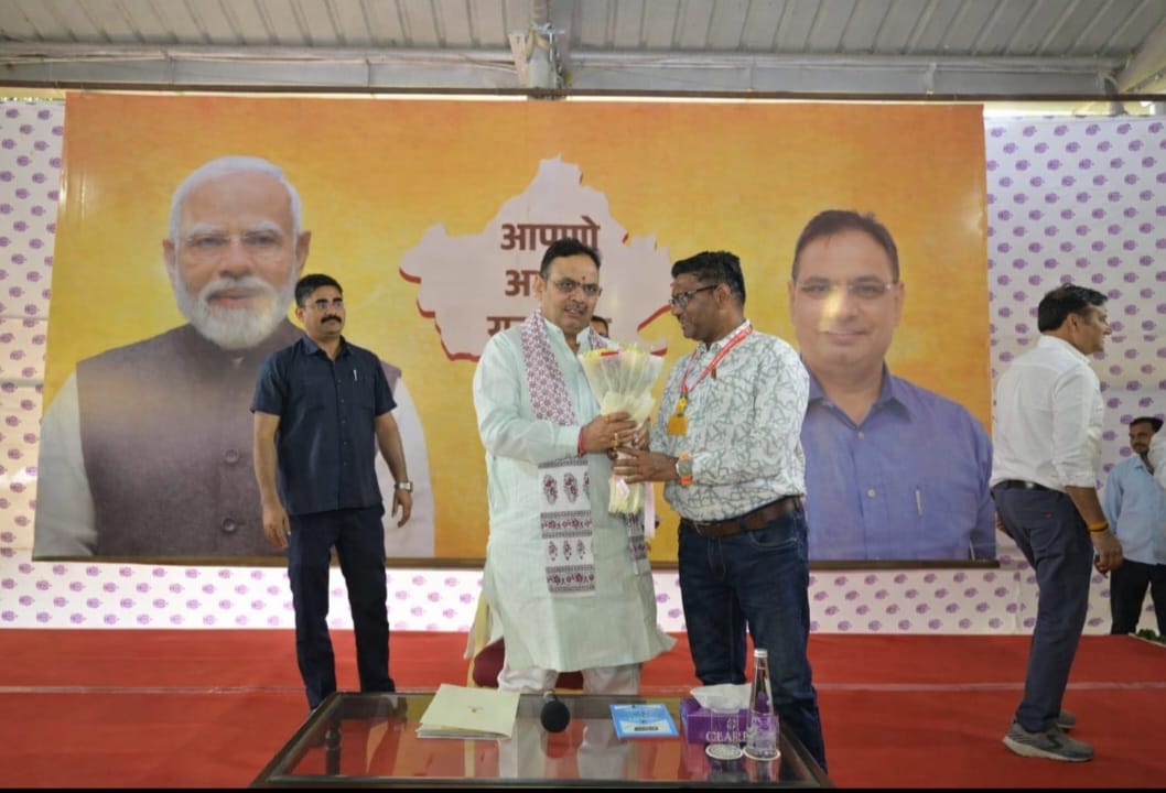 पत्रकार लोकतंत्र का चौथा स्तंभ, सरकार उनके हितों के लिए प्रतिबद्ध: मुख्यमंत्री, एसोसिएशन ऑफ स्माल एंड मीडियम न्यूज़ पेपर ऑफ इंडिया के प्रतिनिधियों ने किया आभार प्रकट