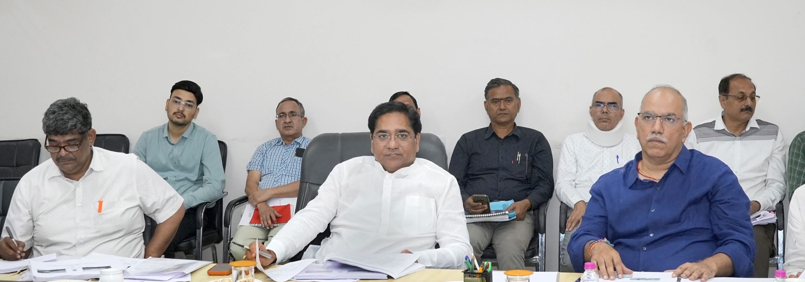 जल संसाधन विभाग कीपरियोजनाओं के कार्यों में आएगी और गतिअभियंता परियोजना क्षेत्रों में करेंगे नियमित दौरे,फोटो सहित वास्तविक स्थिति की भेजनी होगी रिपोर्ट- जल संसाधन मंत्री सुरेश सिंह रावत