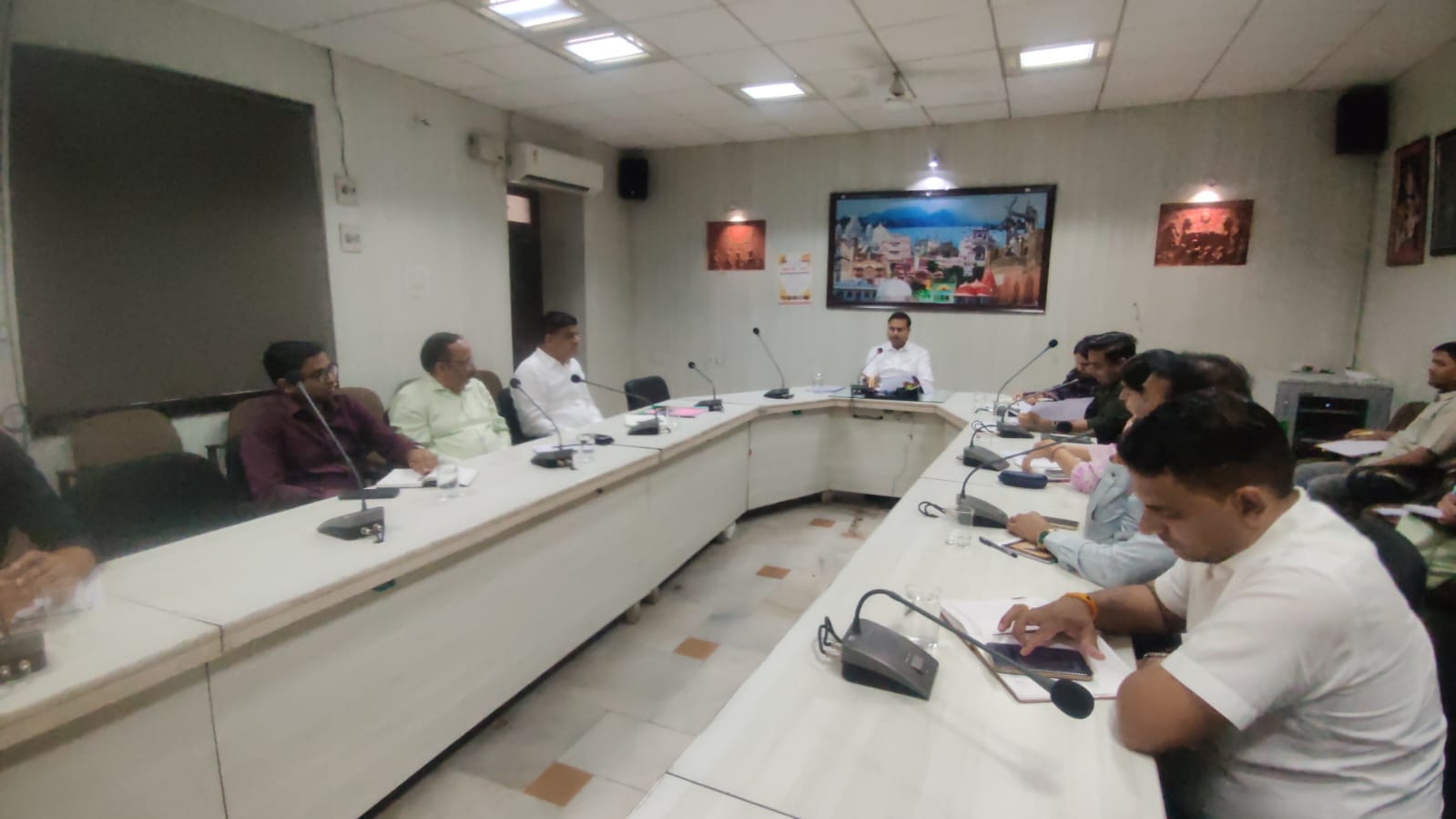 चामुंडा माता मंदिर रोपवे निर्माण को लेकर समीक्षा बैठक आयोजित