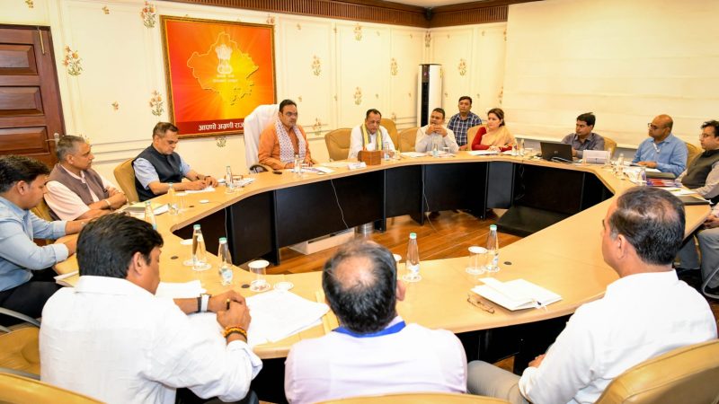 मुख्यमंत्री की अध्यक्षता में डेयरी विकास को लेकर महत्वपूर्ण बैठकडेयरी क्षेत्र ग्रामीण अर्थव्यवस्था की सशक्त धुरी, किसानों एवं दुग्ध उत्पादकों की आर्थिक समृद्धि का आधार