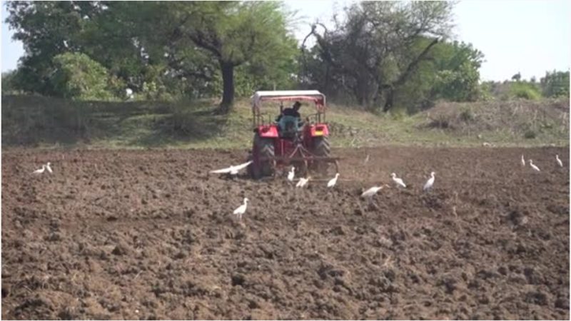 गर्मी की गहरी जुताई के फायदे अनेक