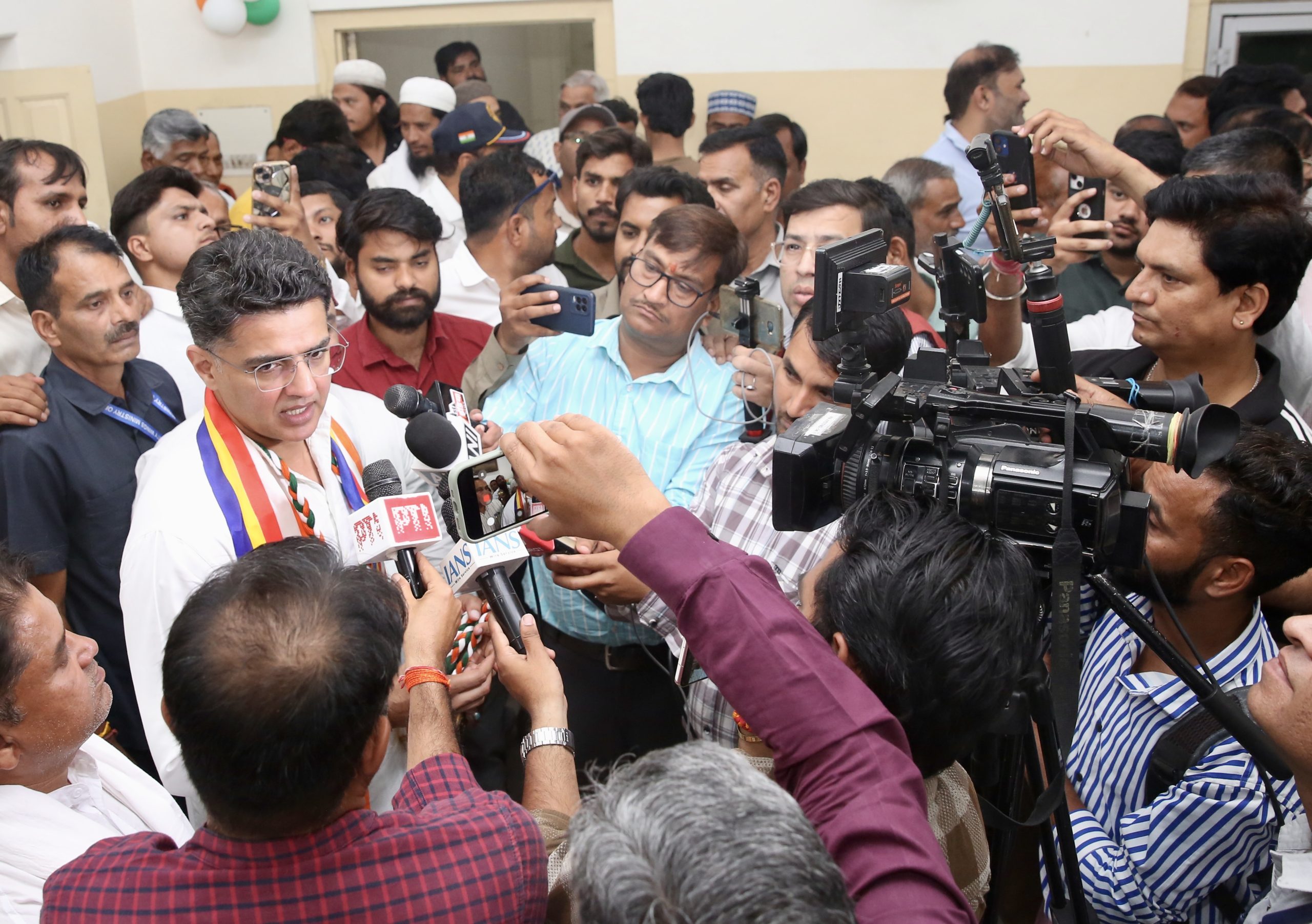 मूल भावना की रक्षा करना हमारा सामूहिक दायित्व: पायलट