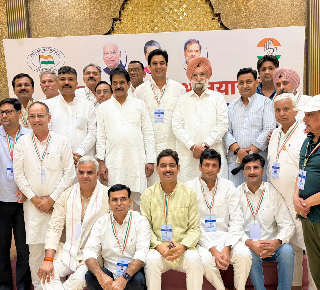 ​पुष्कर में 10 दिवसीय कांग्रेस जिला अध्यक्ष प्रशिक्षण शिविर; राष्ट्रीय महासचिव के.सी. वेणुगोपाल पहुंचे