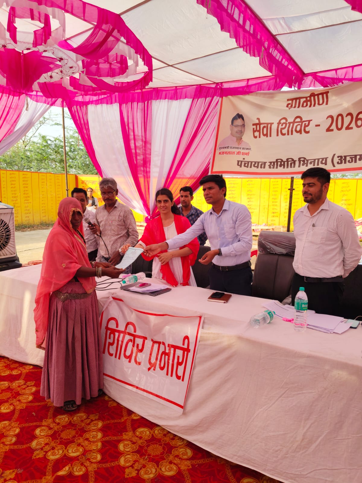 जिला परिषद सीईओ राम प्रकाश ने किया गुढा खुर्द शिविर का निरीक्षण*