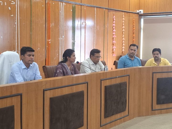 जवाजा सरवाड़ और मसूदा पंचायत समितियों की कम प्रगति पर सीईओ ने जताई नाराजगी