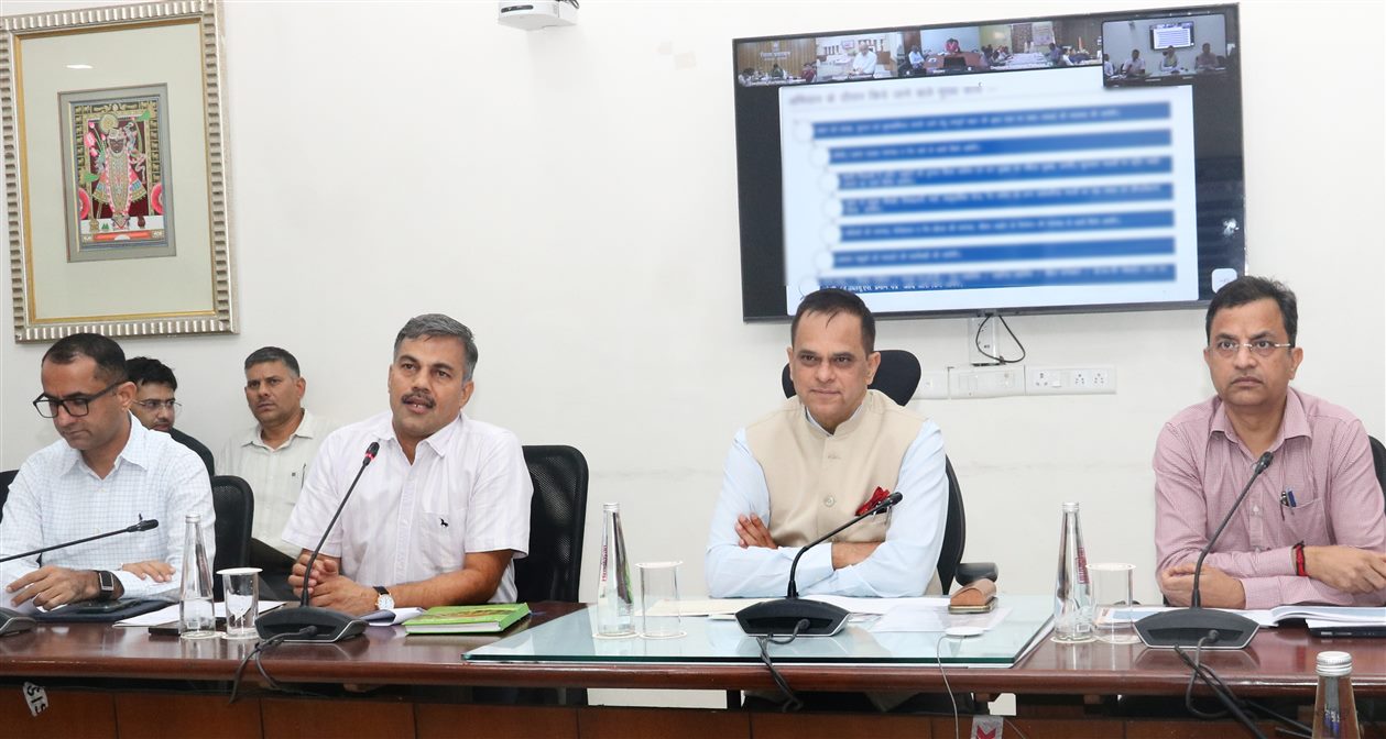 12 जून से 15 जुलाई तक प्रदेशभर में लगेंगे ग्रामीण और शहरी सेवा शिविरमुख्य सचिव ने कलेक्टरों और संभागीय आयुक्तों को दिए आवश्यक दिशा-निर्देश