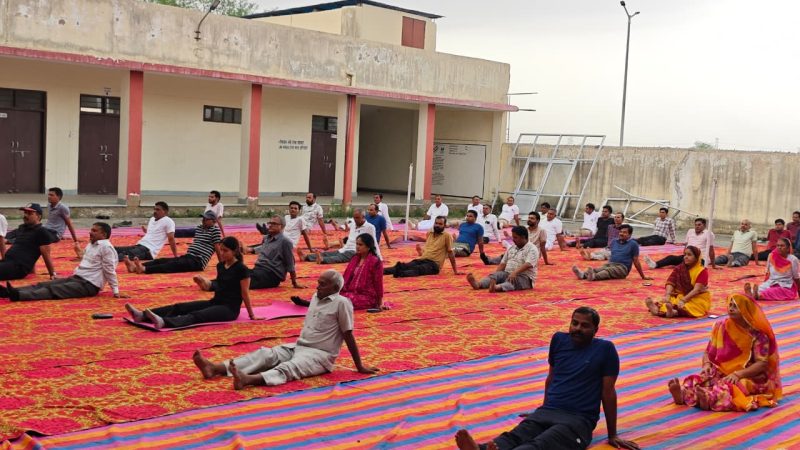 अंतरराष्ट्रीय योग दिवस पर अरांई महाविद्यालय में हुआ योगाभ्यास।