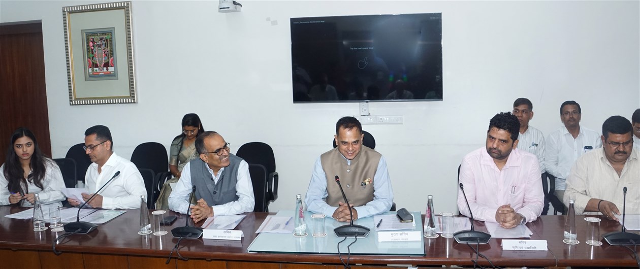 खाद्य प्रसंस्करण क्षेत्र के विकास को गति देने के लिए मंथनमुख्य सचिव की अध्यक्षता एवं केंद्र सरकार के खाद्य प्रसंस्करण उद्योग सचिव की उपस्थिति में स्टेकहोल्डर कंसल्टेशन बैठक आयोजितकिसानों को बेहतर मूल्य, युवाओं के लिए रोजगार और निवेश बढ़ाने के उपायों पर हुई विस्तृत चर्चा