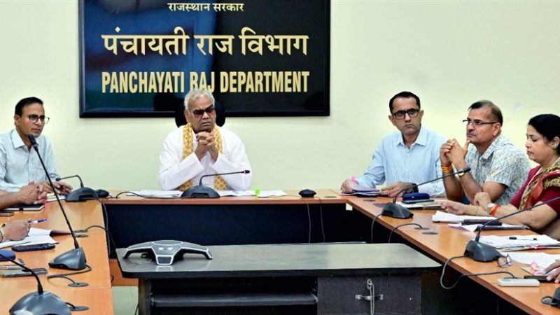 31 अगस्त तक पौधारोपण पूरा करने और हर शनिवार ‘नो बैग डे’ पर विशेष अभियान के निर्देश—शिक्षा एवं पंचायतीराज मंत्री