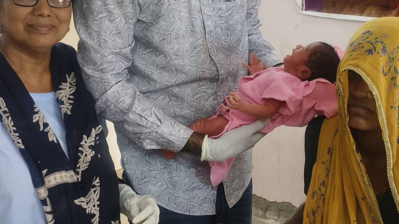 अराई अस्पताल में गूंजी दोहरी किलकारी, जुड़वा बच्चियों की सफल नॉर्मल डिलीवरी– जटिल जुड़वा गर्भावस्था में बिना ऑपरेशन सुरक्षित प्रसव, मां और दोनों नवजात पूरी तरह स्वस्थ– ग्रामीणों ने चिकित्सा दल की सराहना करते हुए सरकारी अस्पताल की सेवाओं पर जताया भरोसा