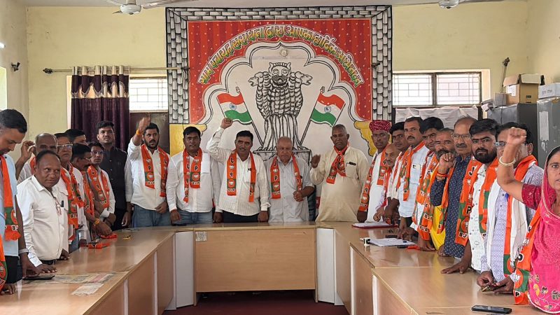 सराधना मंडल की मासिक बैठक संपन्न, संगठन विस्तार एवं जनहित योजनाओं को घर-घर पहुंचाने पर जोर