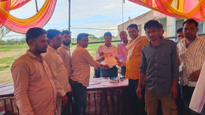 ग्राम पंचायत डबरेला में आयोजित शिविर के दौरान लगभग 60 वर्षों से लंबित भूमि विवाद का आपसी सहमति से समाधान कर न केवल राजस्व संबंधी समस्या का स्थायी निस्तारण किया गया,