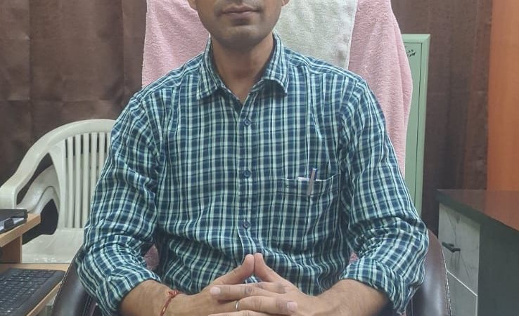 अमित शर्मा ने परियोजना अधिकारी (लेखा) ग्रामीण विकास के पद पर संभाला कार्यभार