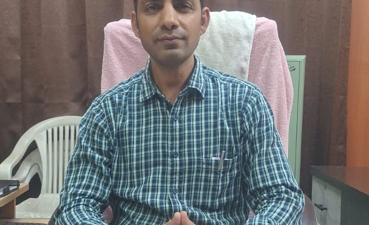 अमित शर्मा ने परियोजना अधिकारी (लेखा) ग्रामीण विकास के पद पर संभाला कार्यभार