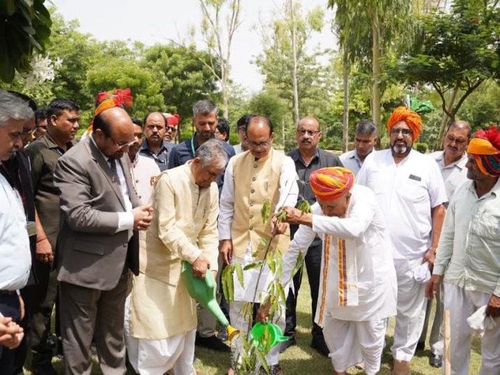 कृषि अनुसंधान का लाभ अंतिम पंक्ति के किसान तक पहुँचाना सरकार की प्राथमिकता : भागीरथ चौधरी