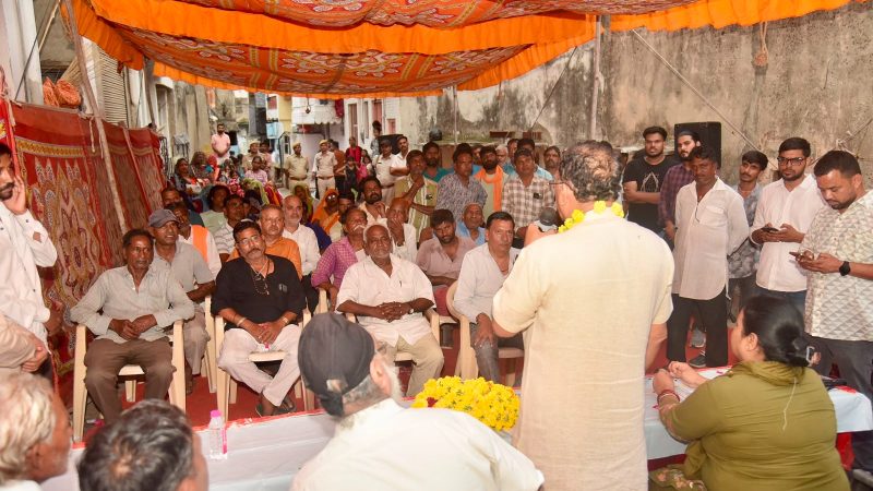 विधानसभा अध्यक्ष देवनानी ने वार्ड 16 में सामुदायिक भवन निर्माण कार्य का किया शुभारंभ