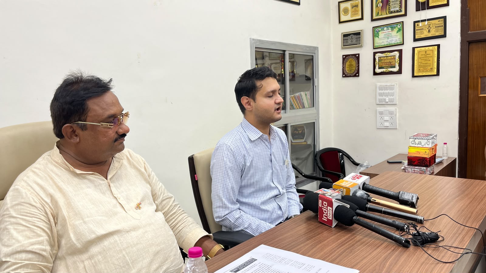 31 जुलाई को दयानन्द कॉलेज में होगा ‘नशा मुक्त युवा फॉर विकसित भारत’ जिला स्तरीय आयोजन, तैयारियों को लेकर प्रेस वार्ता आयोजित