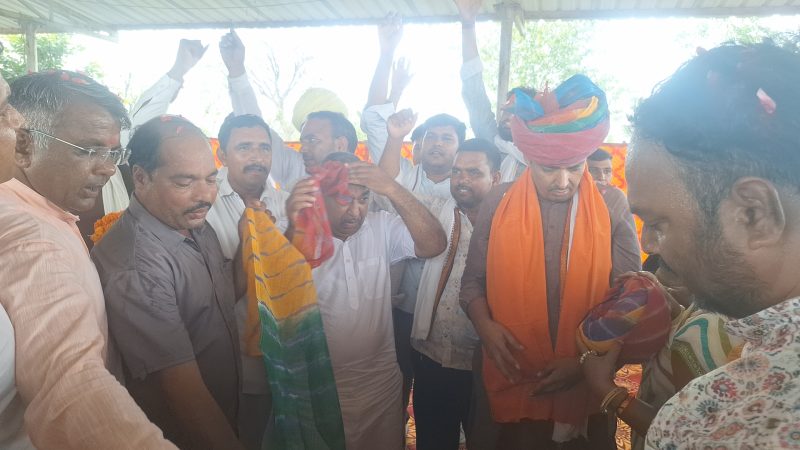 हर्षोल्लास और सेवाभाव के साथ मनाया गया विधायक रामस्वरूप लाम्बा का जन्मदिन
