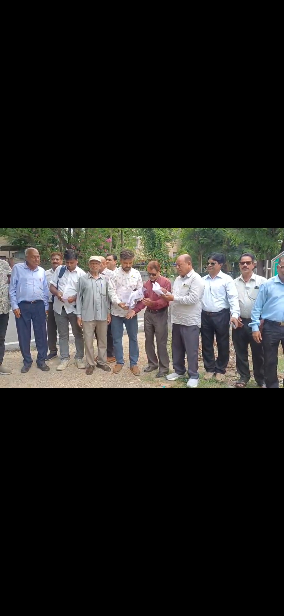 पत्रकार गोपाल लाल माली से मारपीट मामले में निष्पक्ष जांच की मांग, माली सेना महासभा ने पुलिस महानिरीक्षक को सौंपा ज्ञापन