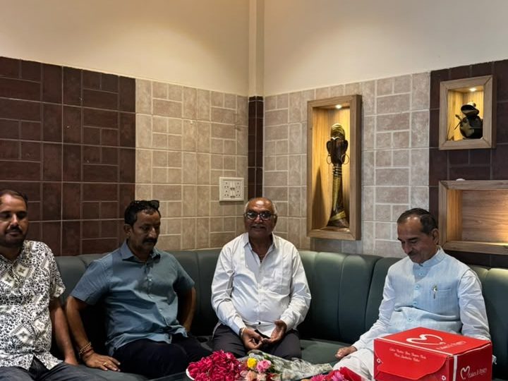 बर में भाजपा प्रदेश अध्यक्ष मदन राठौड़ का भव्य स्वागत, शादी की सालगिरह मनाई; जन्मदिन की दी अग्रिम शुभकामनाएं
