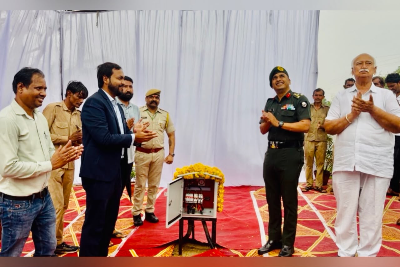 स्काई लिफ्ट वाहन का शुभारंभ, कोटा रोड पर हाईटेक स्ट्रीट लाइटों का लोकार्पण