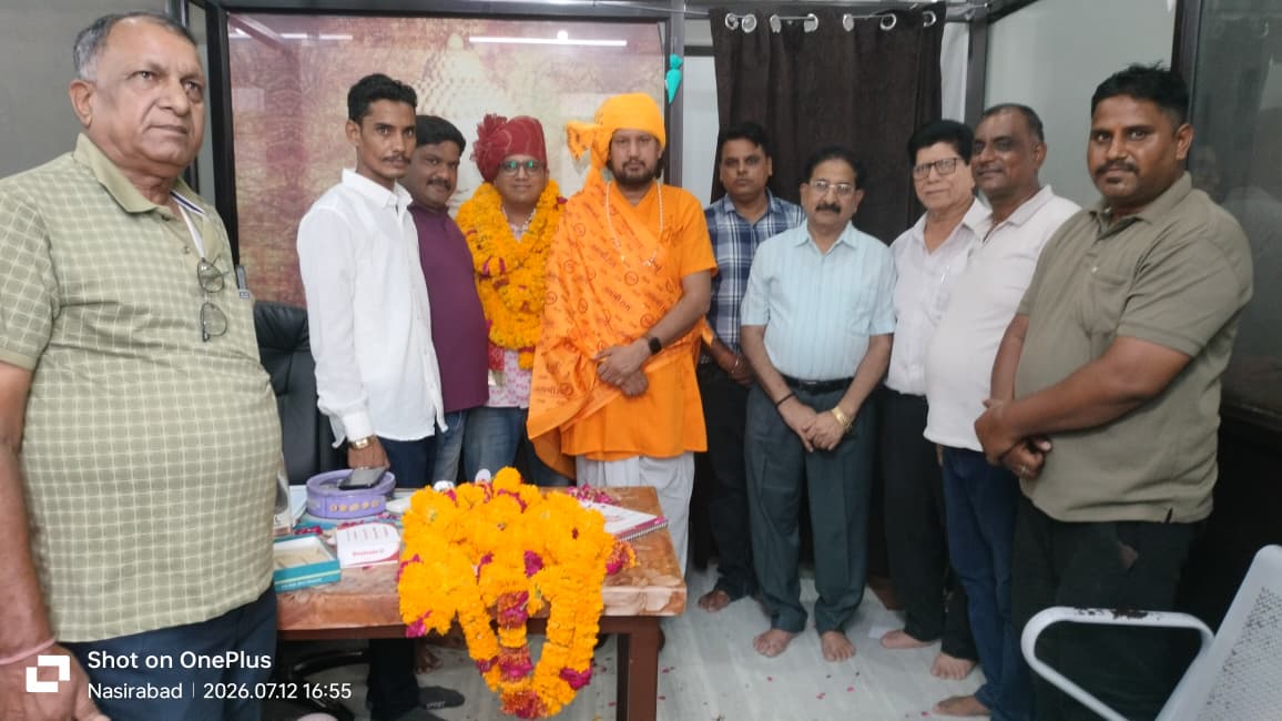 पीएमओ व रोटरी क्लब अध्यक्ष डॉ. विनायक गौड़ का जन्मदिन सेवा व सादगी के साथ मनाया
